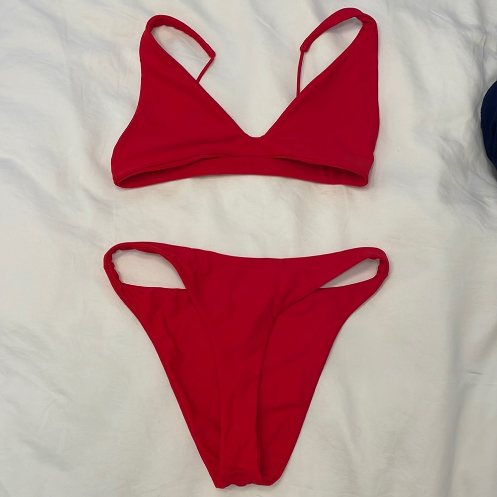 bikini red
